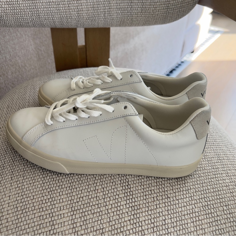 Veja Anthropologie Esplar Sneakers in Extra White - Picture 6 of 9